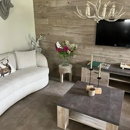 Zur Rose In Bij De Piste Apartamento