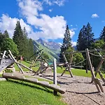 Zur Rose In Bij De Piste